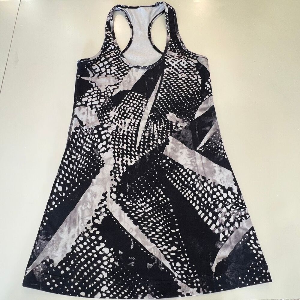 Lululemon Women's Static Mist Sleeveless Racerback Tank Top White Black Size 4